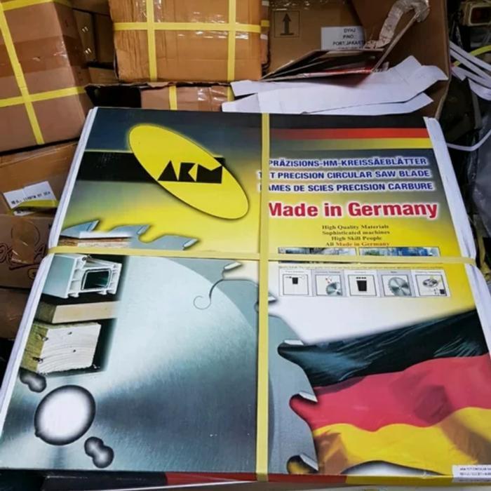 mata gergaji kayu Circular Saw 700 mm AKM Germany 28 INCH TCT saw blad