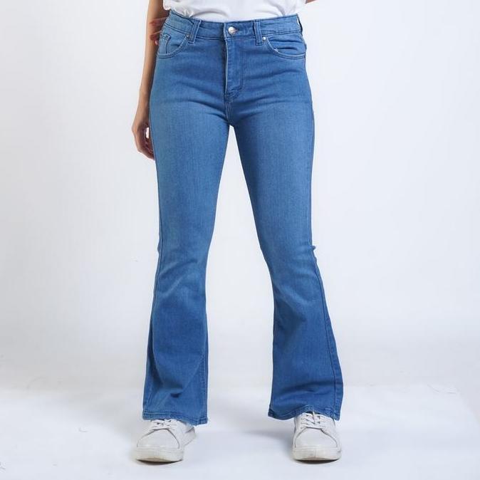 Celana Cutbray Jeans Panjang Wanita Longpant Denim Polos Fit XXL Bigsize Lexi Biru Jeans Soft Muda S