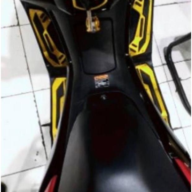 Bordes Nmax New Karpet Pijakan kaki Cnc Nmax 2020-2021 Original Merk BLACK DIAMOND