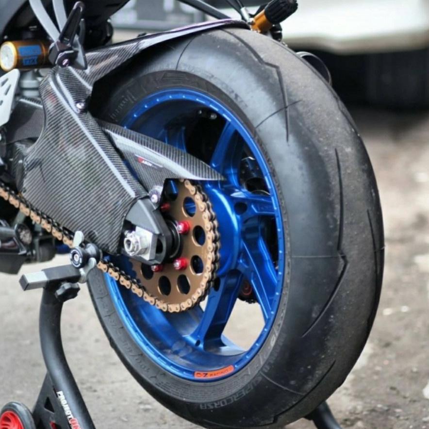 PAKET BAN SEPASANG PIRELLI IMPORT SUPERCORSA V3 120/70/17 & 200/55/17