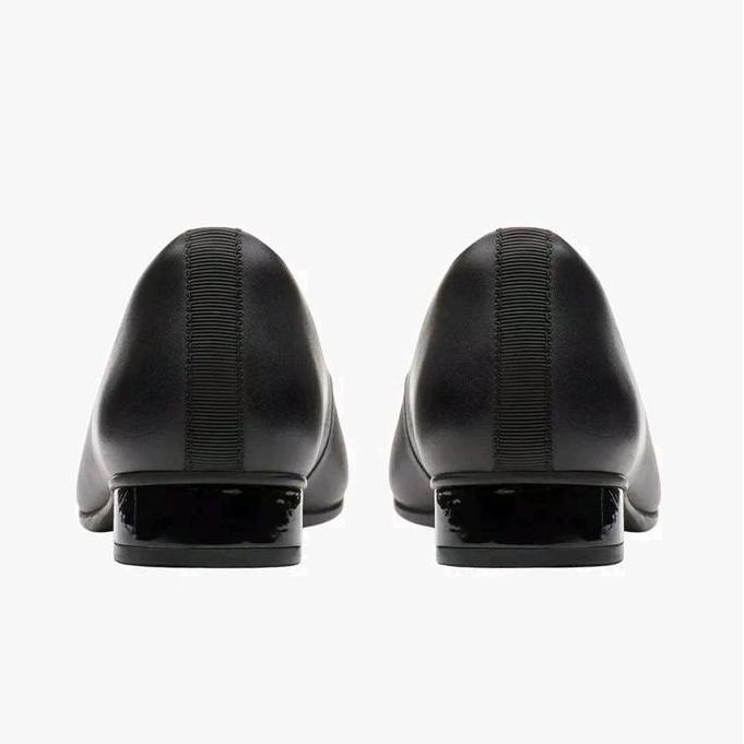 Ready CLARKS Clarks Juliet Monte Original Sepatu Slip On Wanita Leather