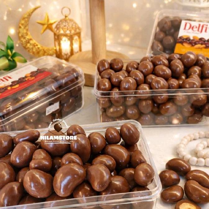 Delfi Almond atau Delfi Mede Cokelat Kiloan Delfi 450g Toples Camilan Chocolate -  Silverqueen Kiloa