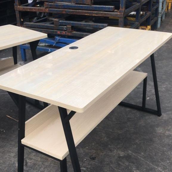 meja kerja / meja belajar / meja komputer / meja drawer