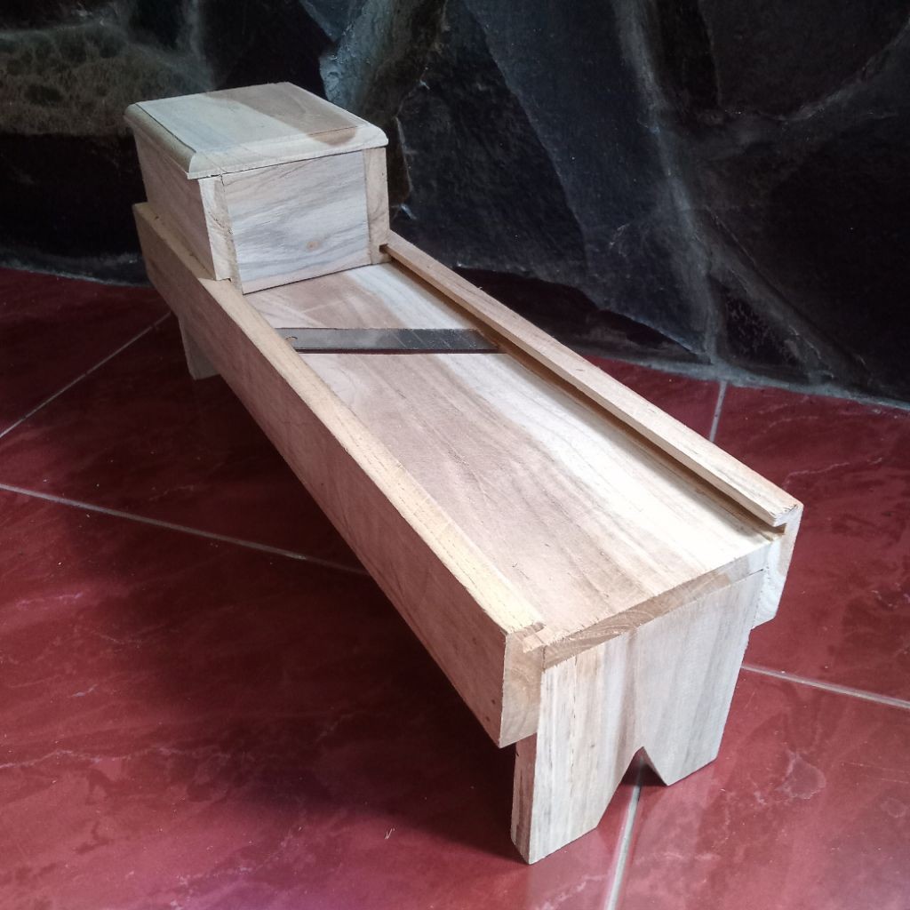 Pengiris Bawang / Pasah Bawang Merah Kayu Jati Ukuran Besar /Irisan Bawang/Pengiris Serbaguna