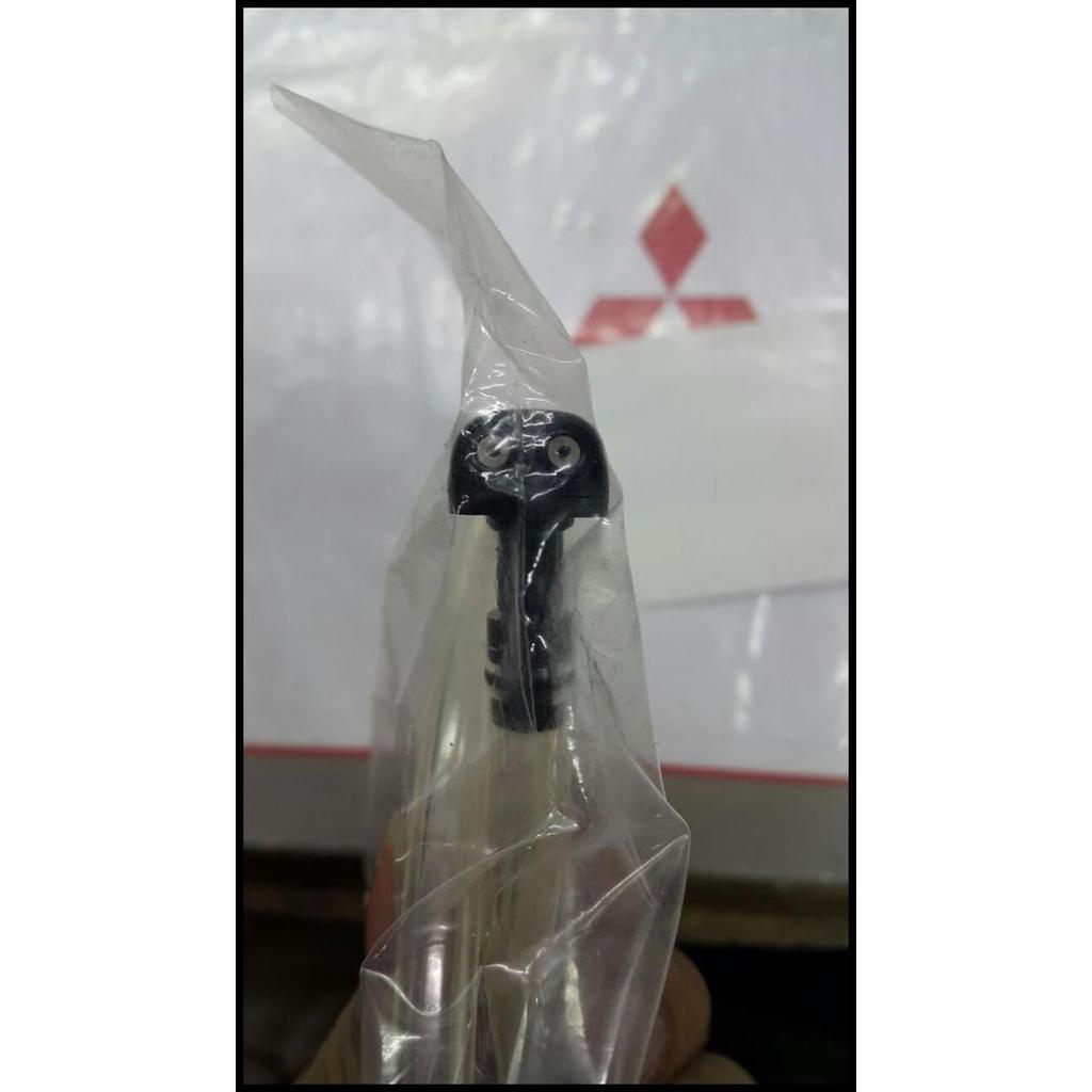 TERBARU NOZZLE WIPER SEMPROTAN MITSUBISHI PAJERO GRANDIS TRITON LANCER GALANT 