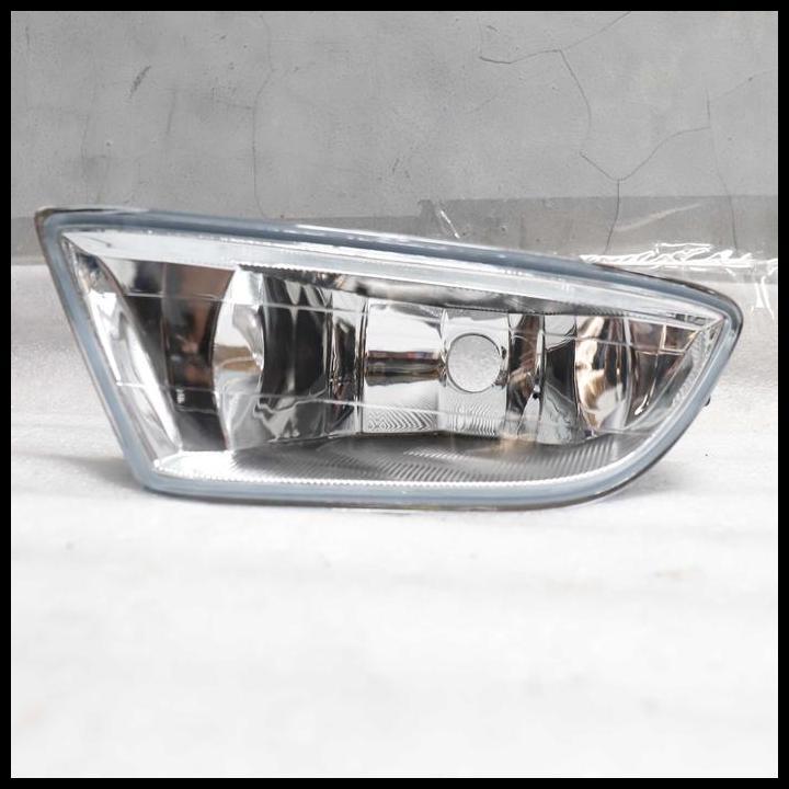 BEST DEAL FOGLAMP KANAN KIJANG KRISTA 2004, 812110B030 