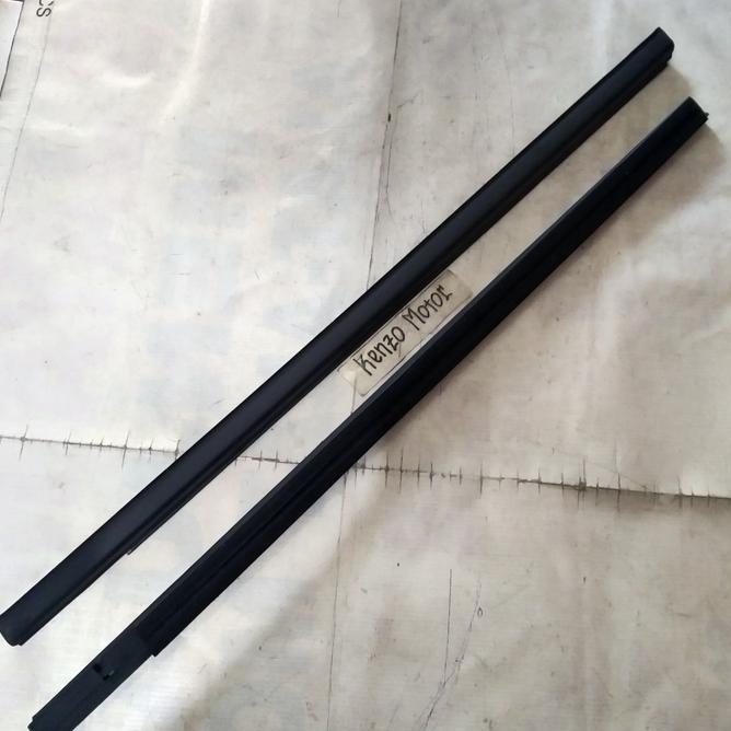 Karet Pelipit Kaca Kaca Weather Strip Depan Luar Apv Mega Carry Pick Up