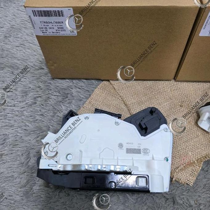 TERMURAH - DOOR LOCK LATCH DEPAN VW GOLF MK 6 ORIGINAL MODUL DOOR LOCK FRONT VW GOLF 6