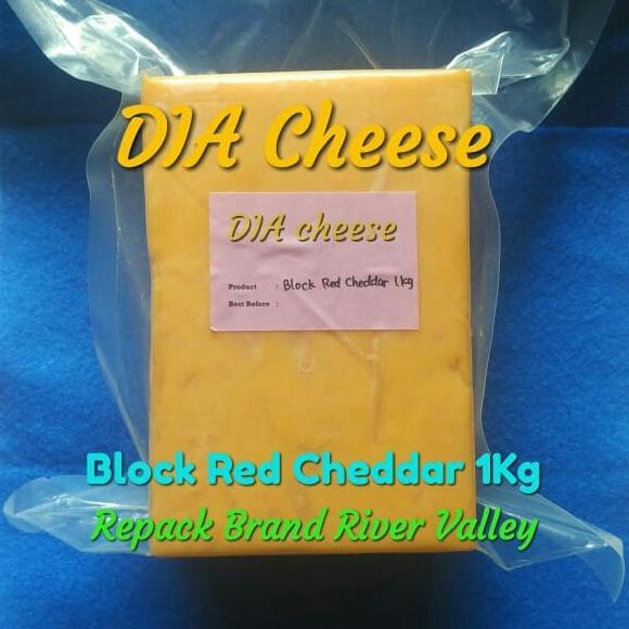 Promo Keju Block Red Cheddar 1 Kg River Valley - Repack