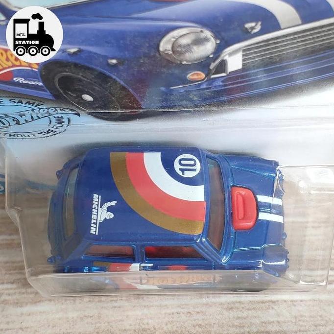 New  Hot Wheels Diecast - MORRIS MINI