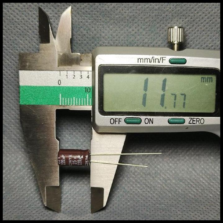 GRATIS ONGKIR 10PCS KAPASITOR CAPASITOR ELKO ELCO 25V 220UF 25V 220 UF 25 V 25VOLT ORIGINAL 