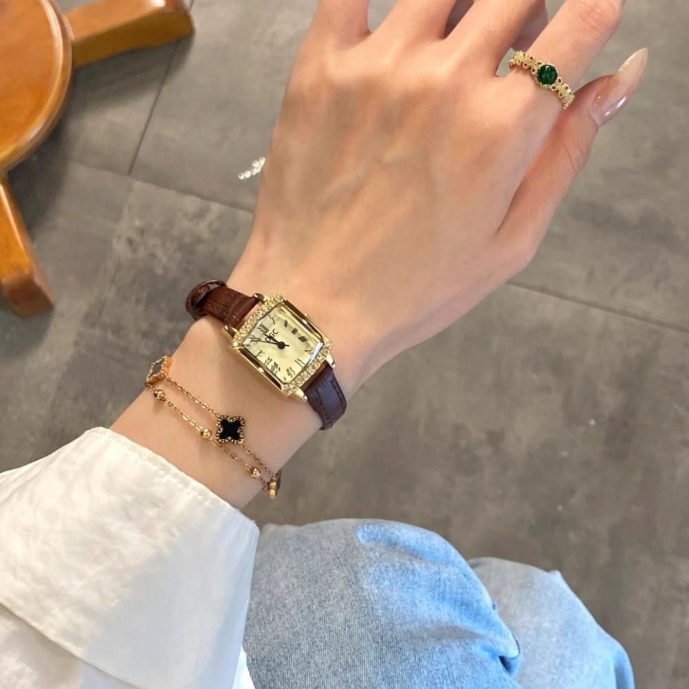 CUCI GUDANG JW574 Jam Tangan Wanita Kecil Dial Persegi Romawi Fashion Casual Jam Tangan Retro Berlia