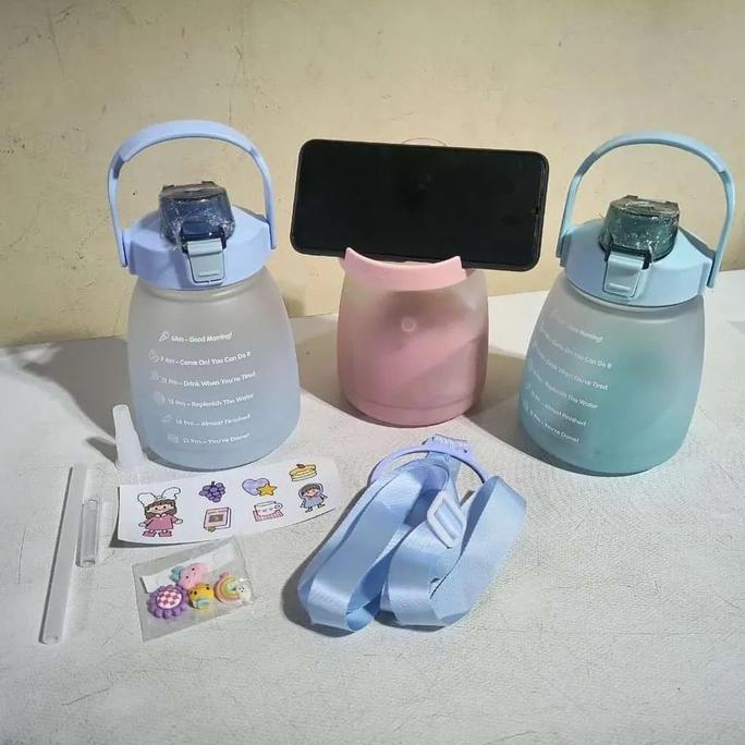 Lansungkirim- Botol Minum Tali Viral Gemoy Tempat Minum Gradasi 1300Ml