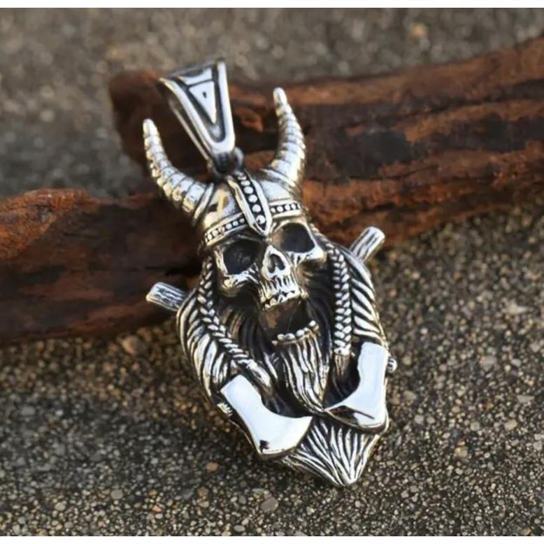 original kalung rantai titanium pria liontin baja titanium tengkorak tanduk gaya punk silver anti ka