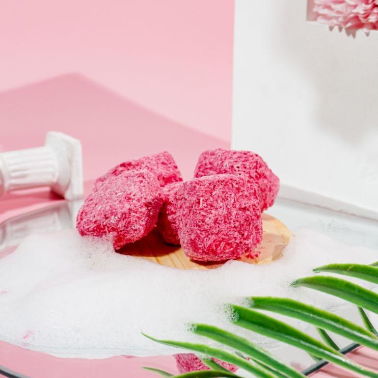HOT PRODUCT Bubble Bath Bomb 10 Cube Strawberry Milkshake Busa Melimpah Wangi Segar | Spa Mandi Busa
