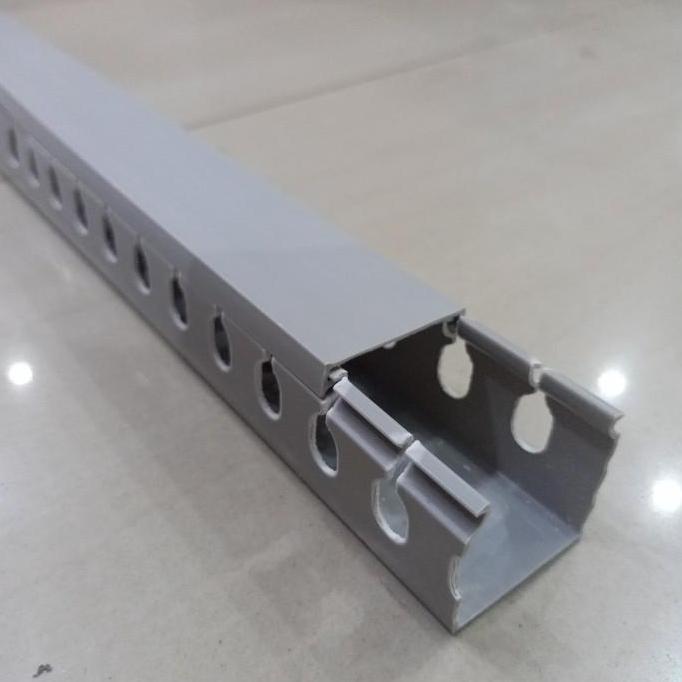 Kabel Duct 33x33 Lubang Abu-abu / Wiring cable duct PVC