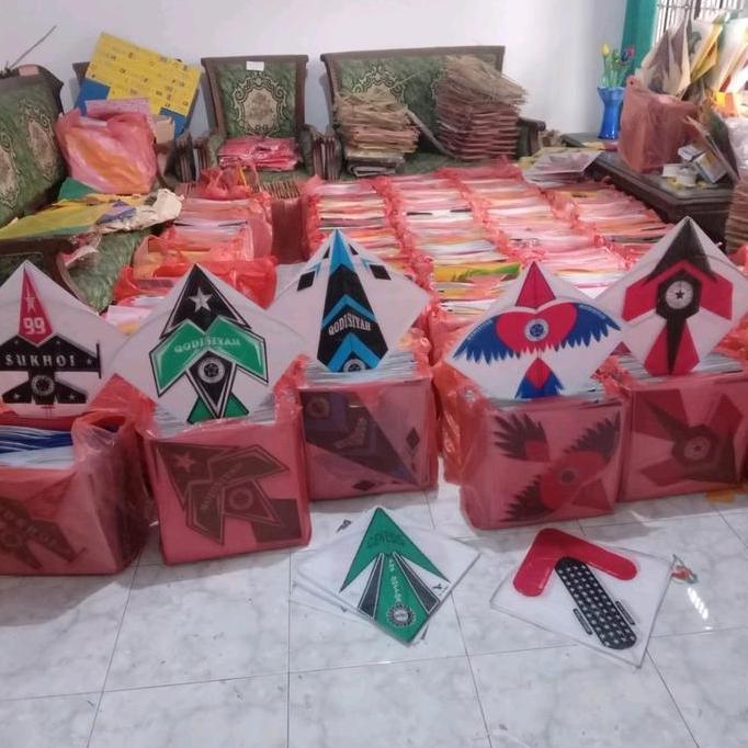 Layangan Super 2 lilitan ,  2 warna isi 20 layamgan