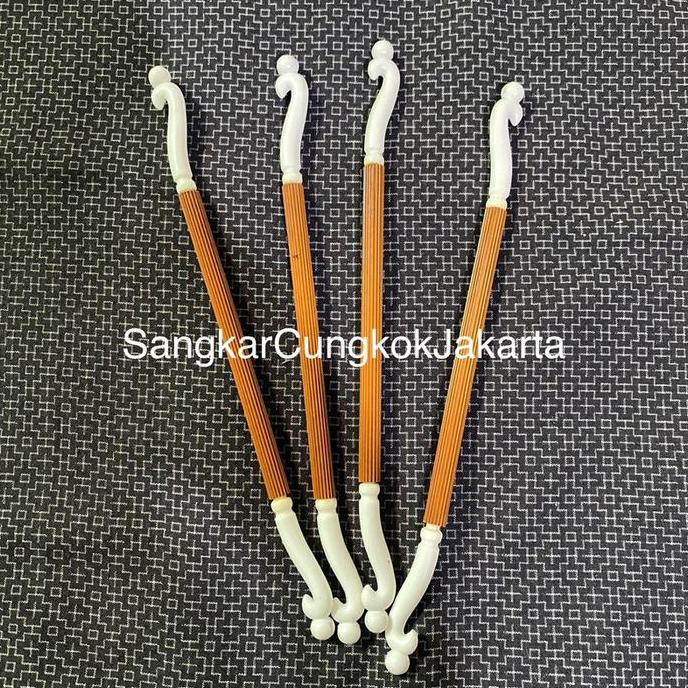 Tangkringan Plastik Sangkar Burung Kecil Cungkok