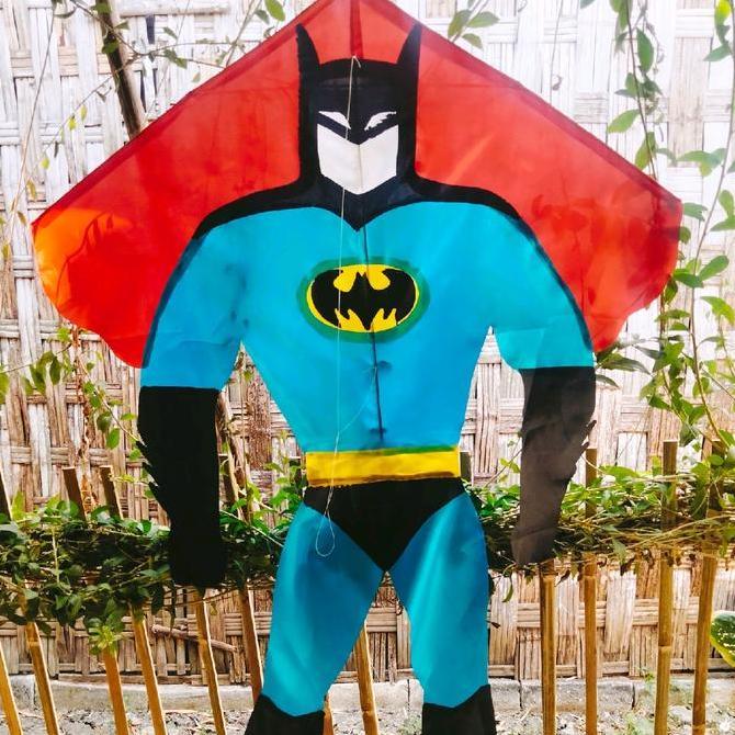 layangan kain burung hantu