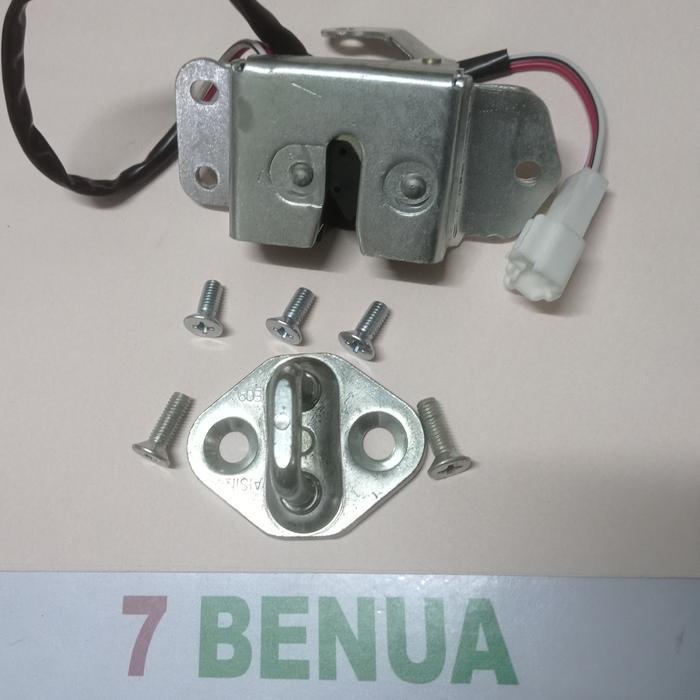 Door Lock Doorlock Bagasi Plus Striker Kijang Kapsul Tahun 1997-2003 Original Dan Terpercaya