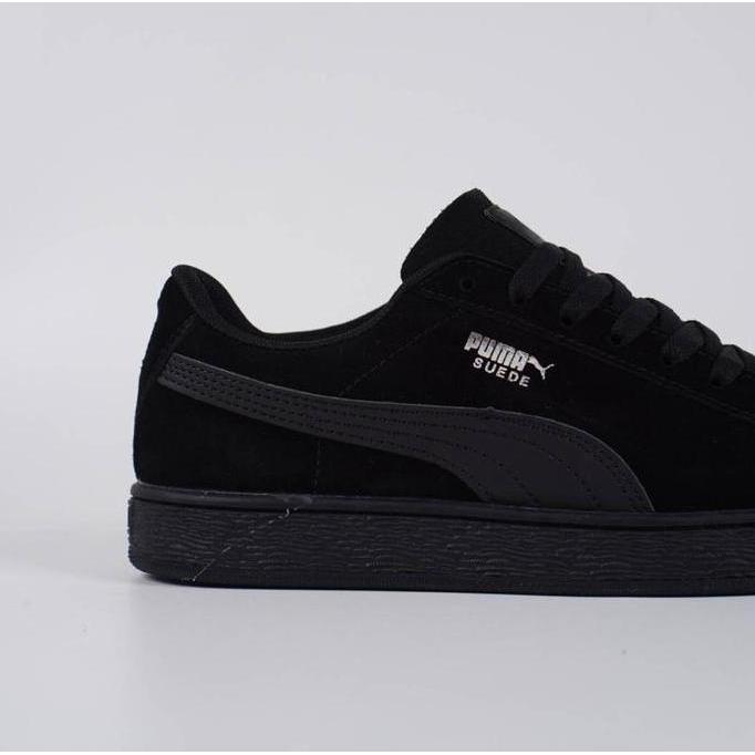 Puma Suede Classic Black (BNIB)