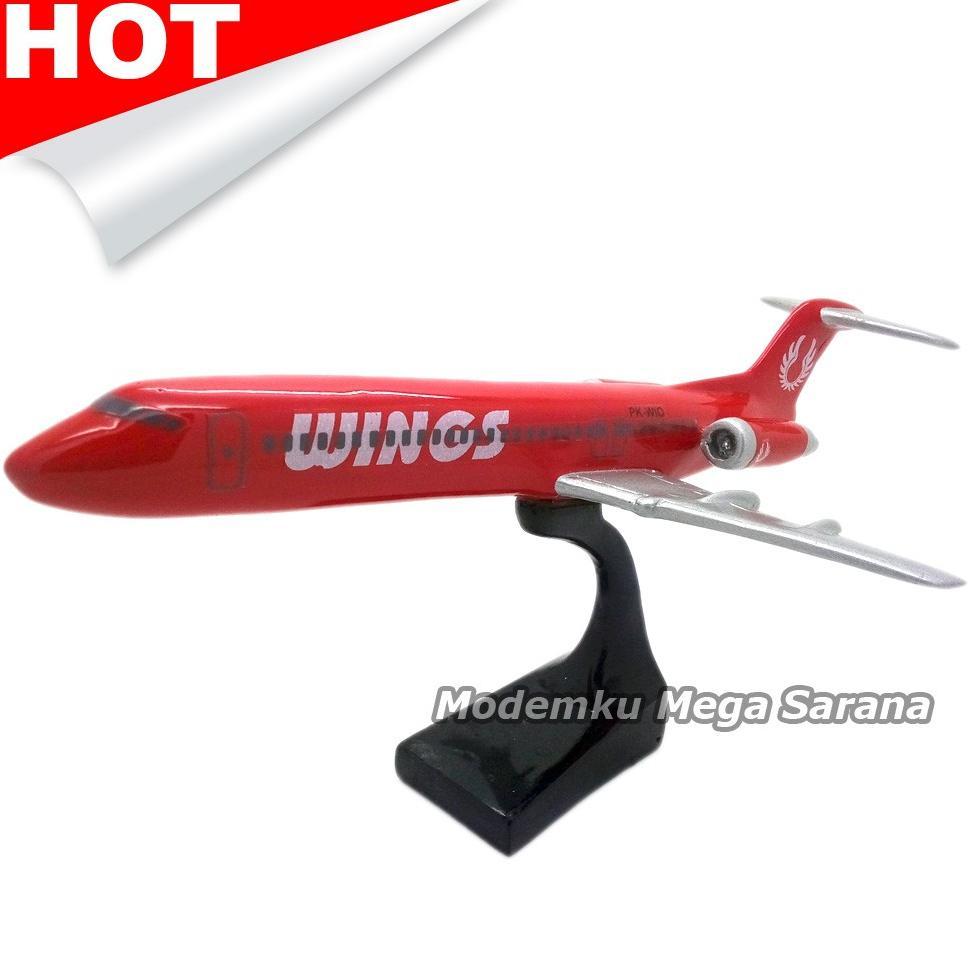 Original Miniatur Pesawat Terbang Wings Air Md-82 20X17X12 - Fiber Glass Kekinian