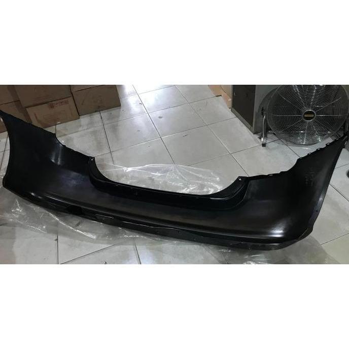 Bumper Belakang Honda Jazz IDSI 2004- 2005 Original