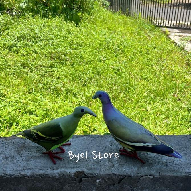 Paket Sepasang Patung Burung Punai Gading & Punai Hijau Jantan