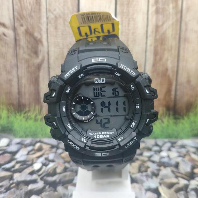 Ready Q&Q QQ Digital Jam Tangan Pria Hitam M156J001Y Original
