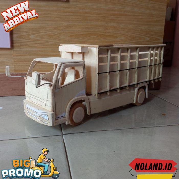 Canter | Miniatur Truk Oleng Model Canter Mentahan