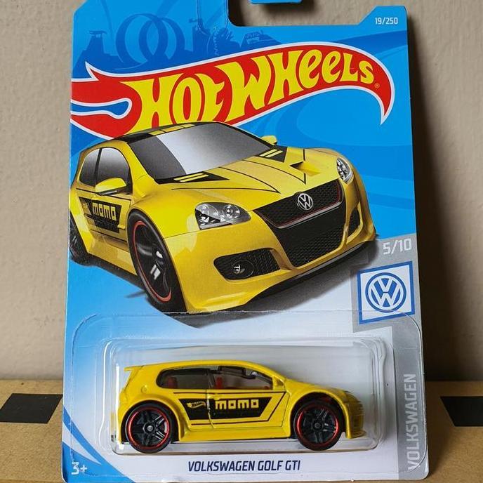 ORIGINAL Hotwheels VOLKSWAGEN VW Golf GTI Momo Yellow