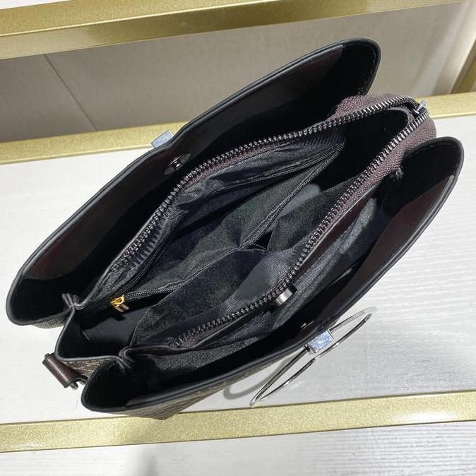 Handbag Minimalis Tas Wanita Handbag Selempang Import Wanita Branded Mewah Kekinian Simple Elegan Te