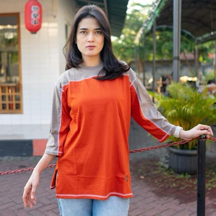 Anke- Namina - Kaos Wanita Oversize Lengan 3/4 Model Jahit Outside / Jahitan Luar Basic Polos Kombin