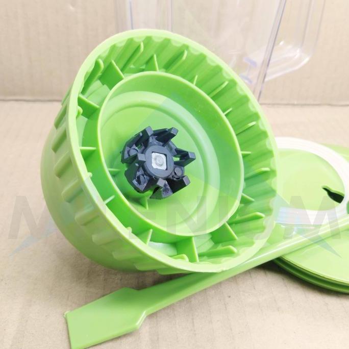 Dayanaputrisembilan - Blender Mounting + Gelas Set Jus Miyako Gear Kopel Plastik Full Set Warna Hija
