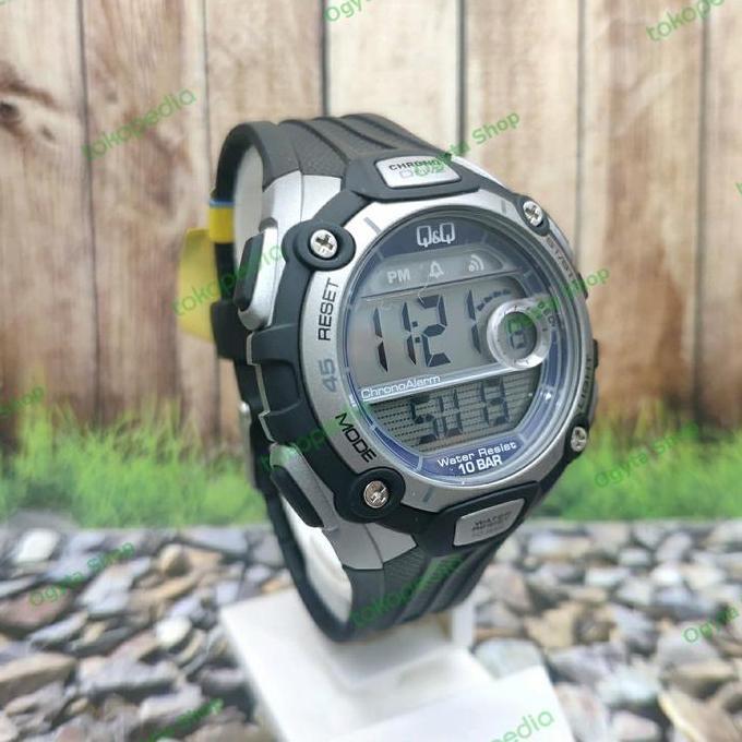 Ready  Jam Tangan Pria Q&Q QQ Digital Strap Karet Hitam M083J002Y Original