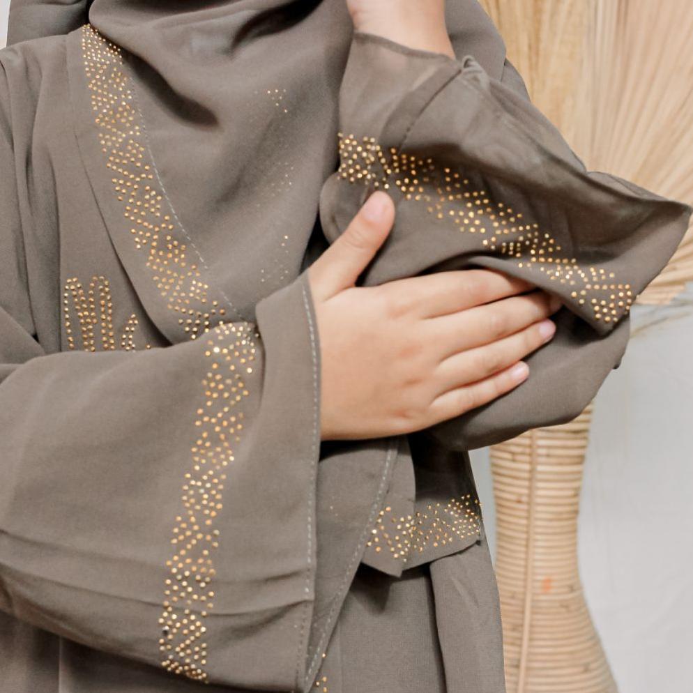 SUPER DEAL LITTLEMALIKA X MAJIDAH ABAYA DUBAI ANAK FULL SIZE BAHAN CERUTY SET HIJAB DAN CADAR GAMIS 