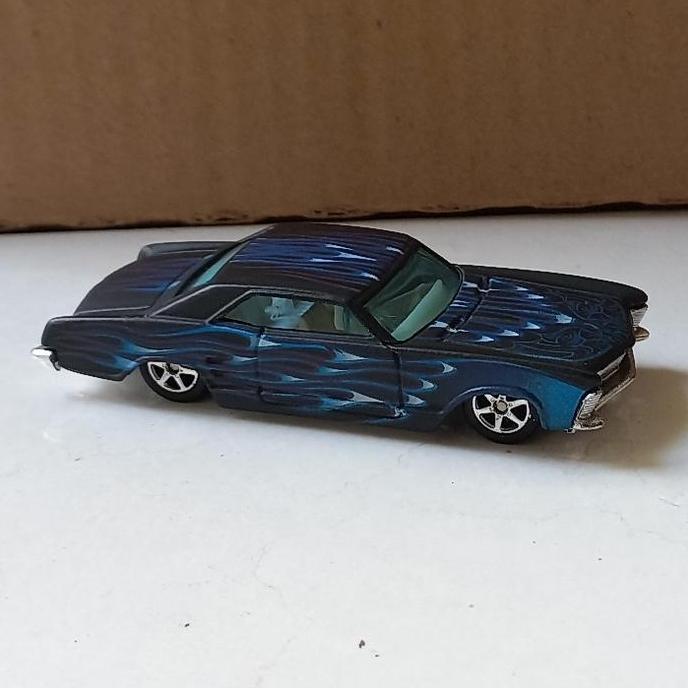 hot wheels 64 riviera buick hall of fame loose diecast (s)