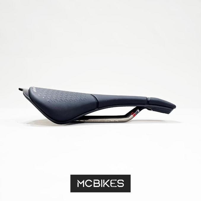 Saddle Sepeda Prologo Scratch M5 - Black