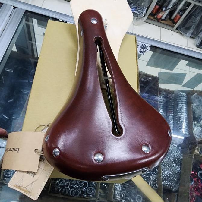 Sadel Gyes Original Kulit Asli Gs 025H Bolong  - Gyes Taiwan