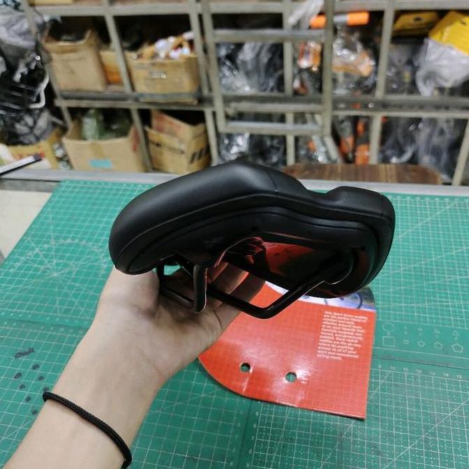 Sadel Velo Sport Vl-3534 Vacum Gell Empuk Hitam Original - Jok Sepeda Saddle Velo Vl 3534 Vacum Blac