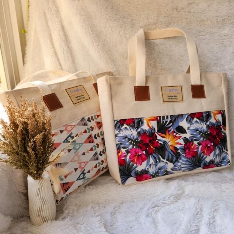 Premium Freshy - Tote Bag Kanvas Wanita Resleting / Tas Tote Bag Jumbo Ghani