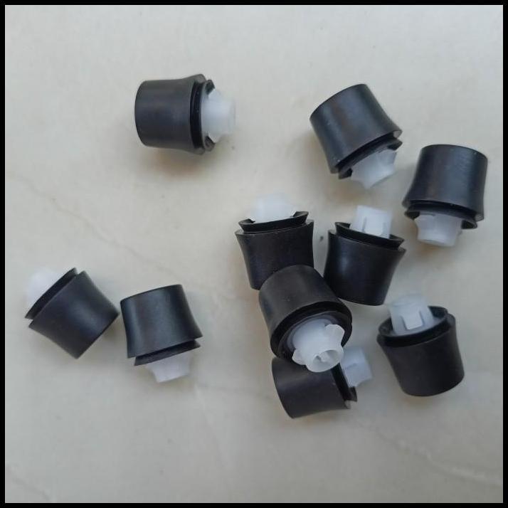 BEST DEAL KARET STOPER PINTU SAMPING DAN STOPPER PINTU BAGASI MOBIL TOYOTA / PEN 