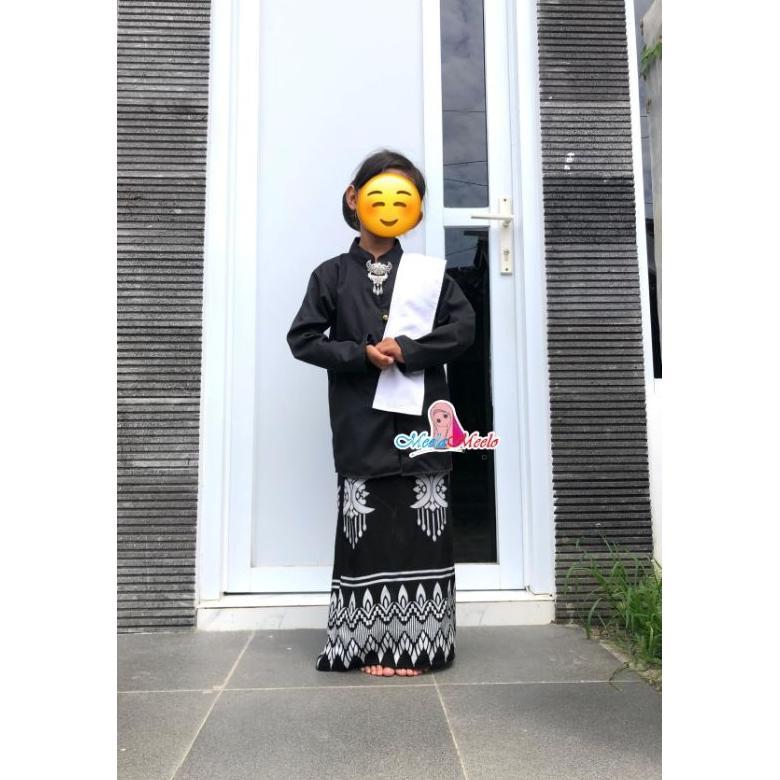 Diskon Baju Pahlawan Cut Nyak Dhien Aceh Kostum Baju Adat Perempuan Cut Nyak Meutia / Set Kebaya Kar