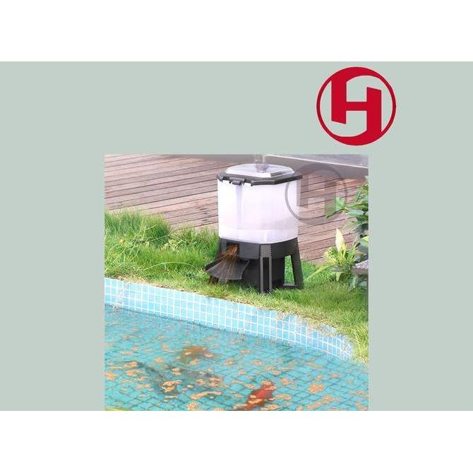 AUTOFEEDER CFF 206 PEMBERI MAKAN IKAN OTOMATIS SOLAR SISTEM CHARGE