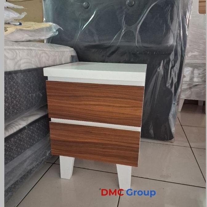 TERLARIS NAKAS 2 LACI BAHAN KAYU SOLID RAK LAMPU SAMPING KASUR NAKAS LACI LACI KAYU