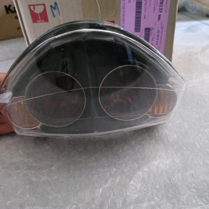 lampu belakang stop lamp dan soket cbr 150 old orinal thailand
