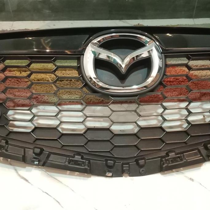 grill Mazda CX-5 2013 /2014 original , tanpa list crhom bawah