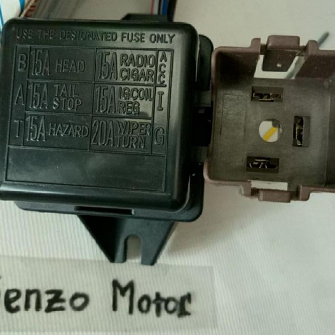 FUSE BOX RUMAH KOTAK SEKRING CARRY EXTRA 1.0 ST100