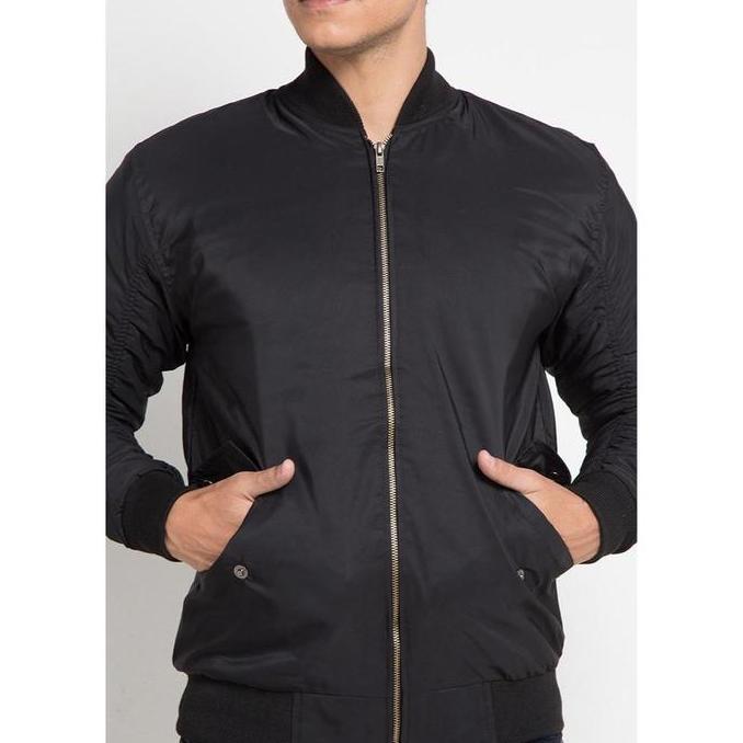 Uomo- Jaket Pria Cottonology Bomber Hitam