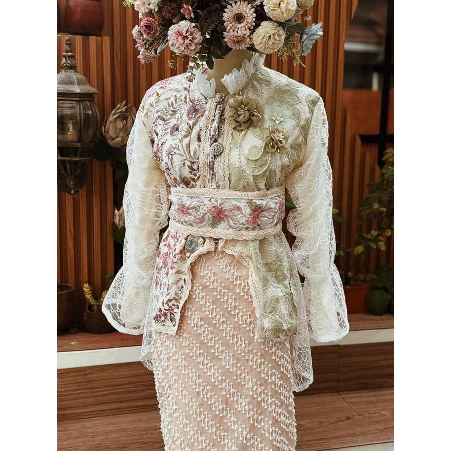 Beachylooks Top Lebaran outfit Raya kebaya Seruni Top Wisuda Kondangan Simple Elegant